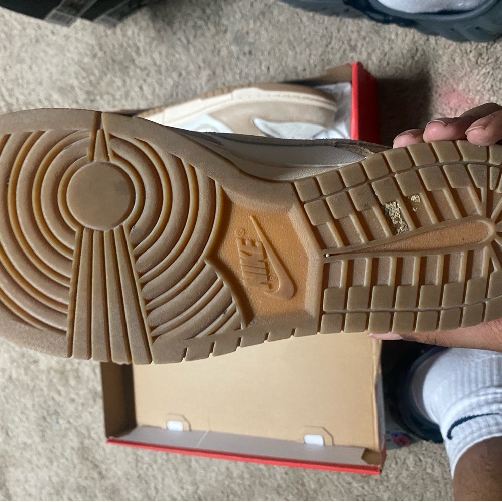 Nike Men's Tan and White Sneakers - Picture 5 of 5